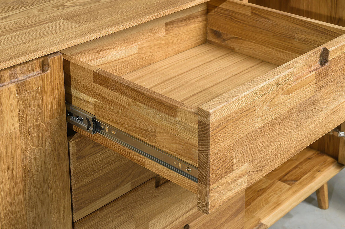 Scandi III Dresser – Solid Oak
